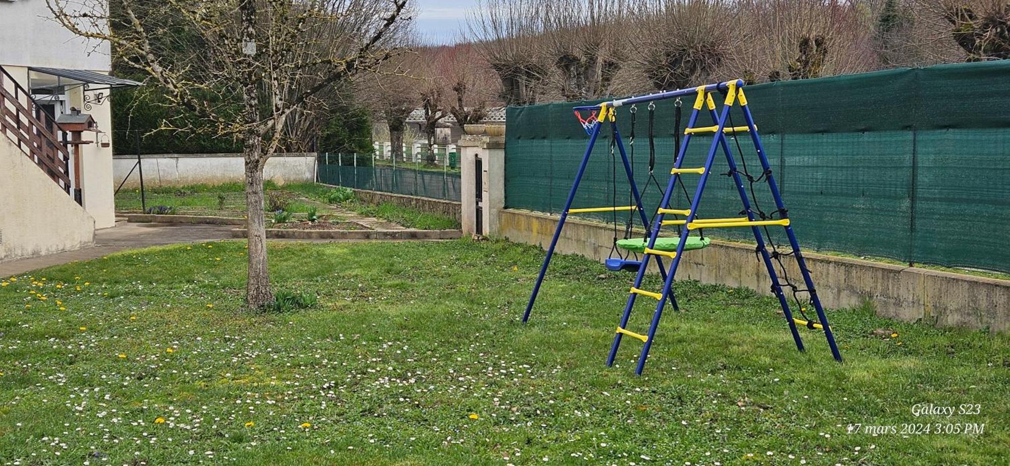 Pavillon Avec Jardin Clos Au Bord De L'Yonne Coulanges-sur-Yonne Zewnętrze zdjęcie